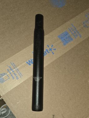 Black 22.2 × 250mm Cylindrical Aluminum Alloy Seatpost Matte Finish